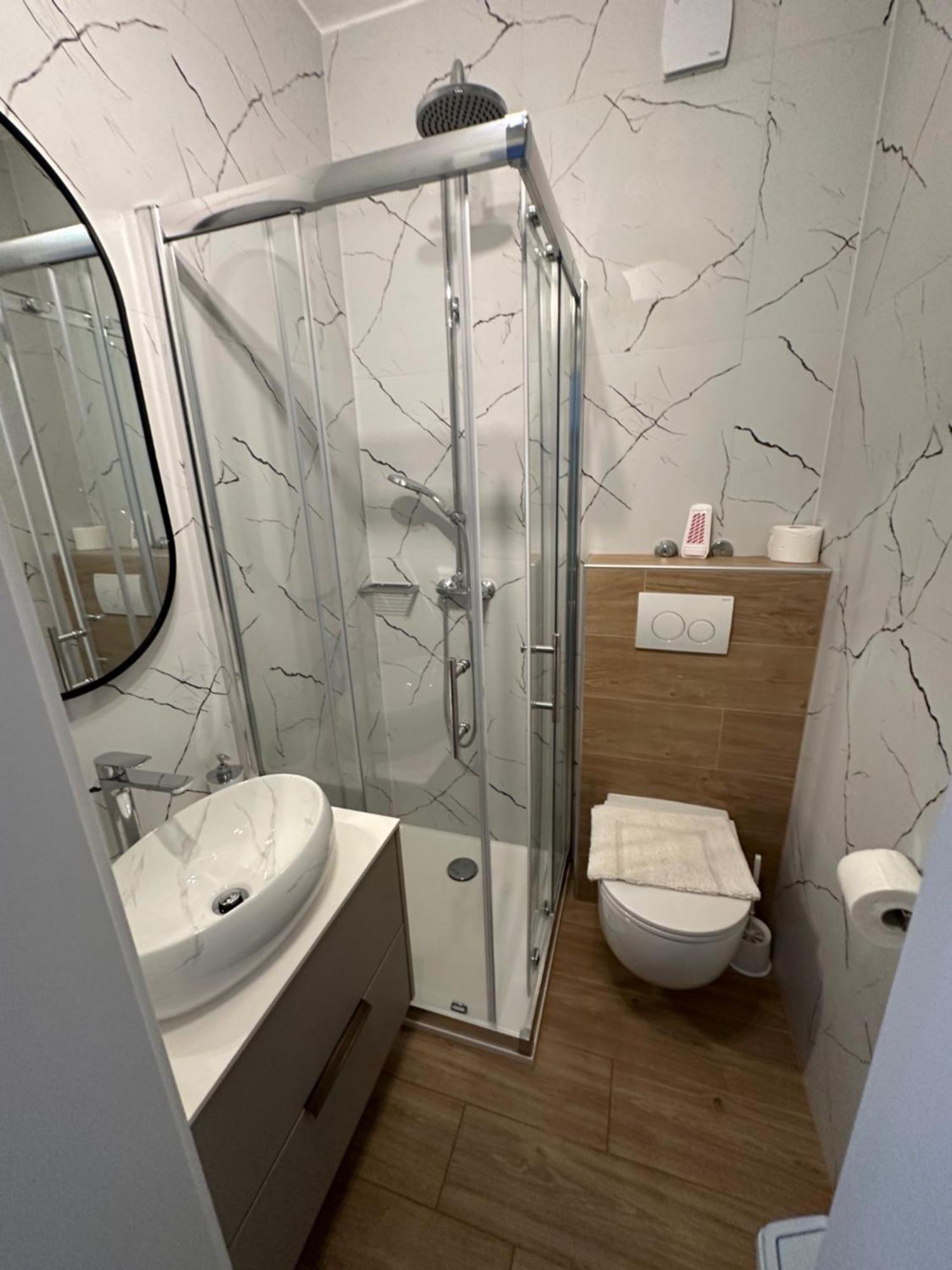 Apartmani Svemir Drage Buitenkant foto