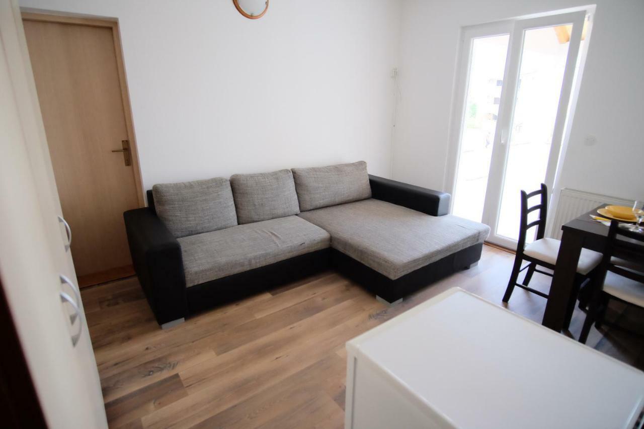 Apartmani Svemir Drage Buitenkant foto